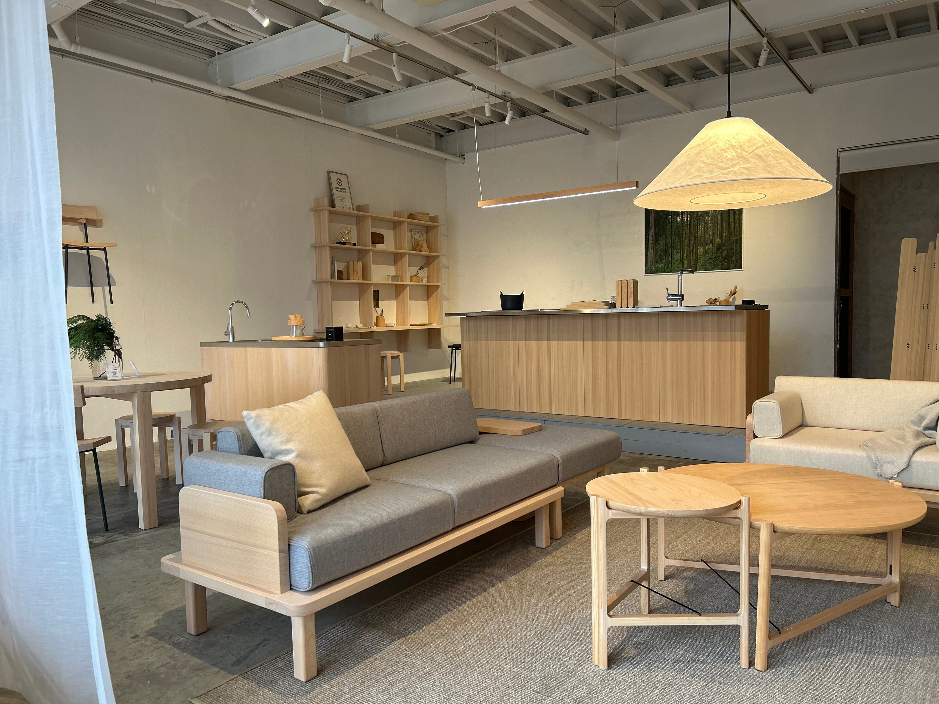 未来の森林、国土のために。　”TSUYAMA FURNITURE” （3/3）