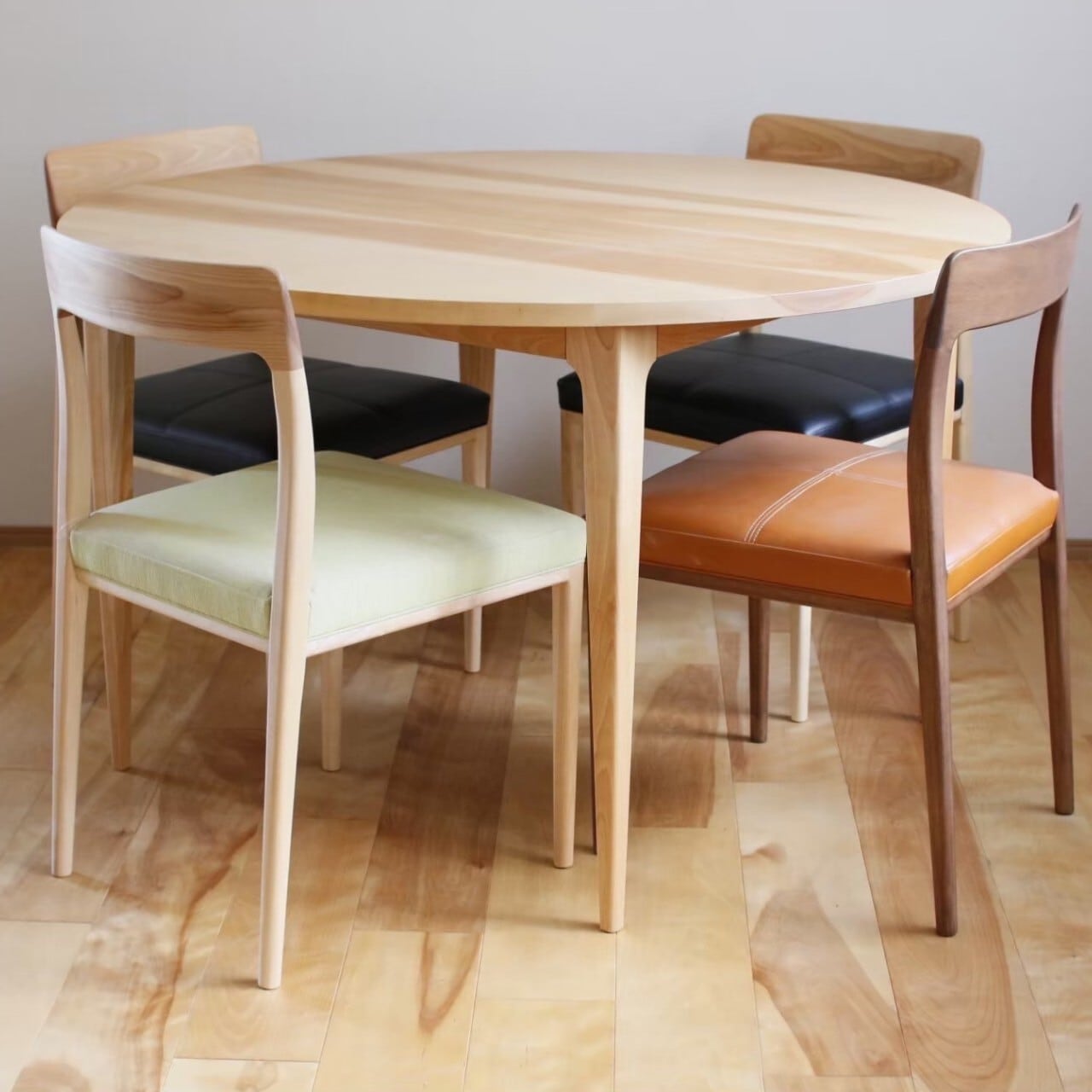 Series Simple Line TT-7 Circle 120cm