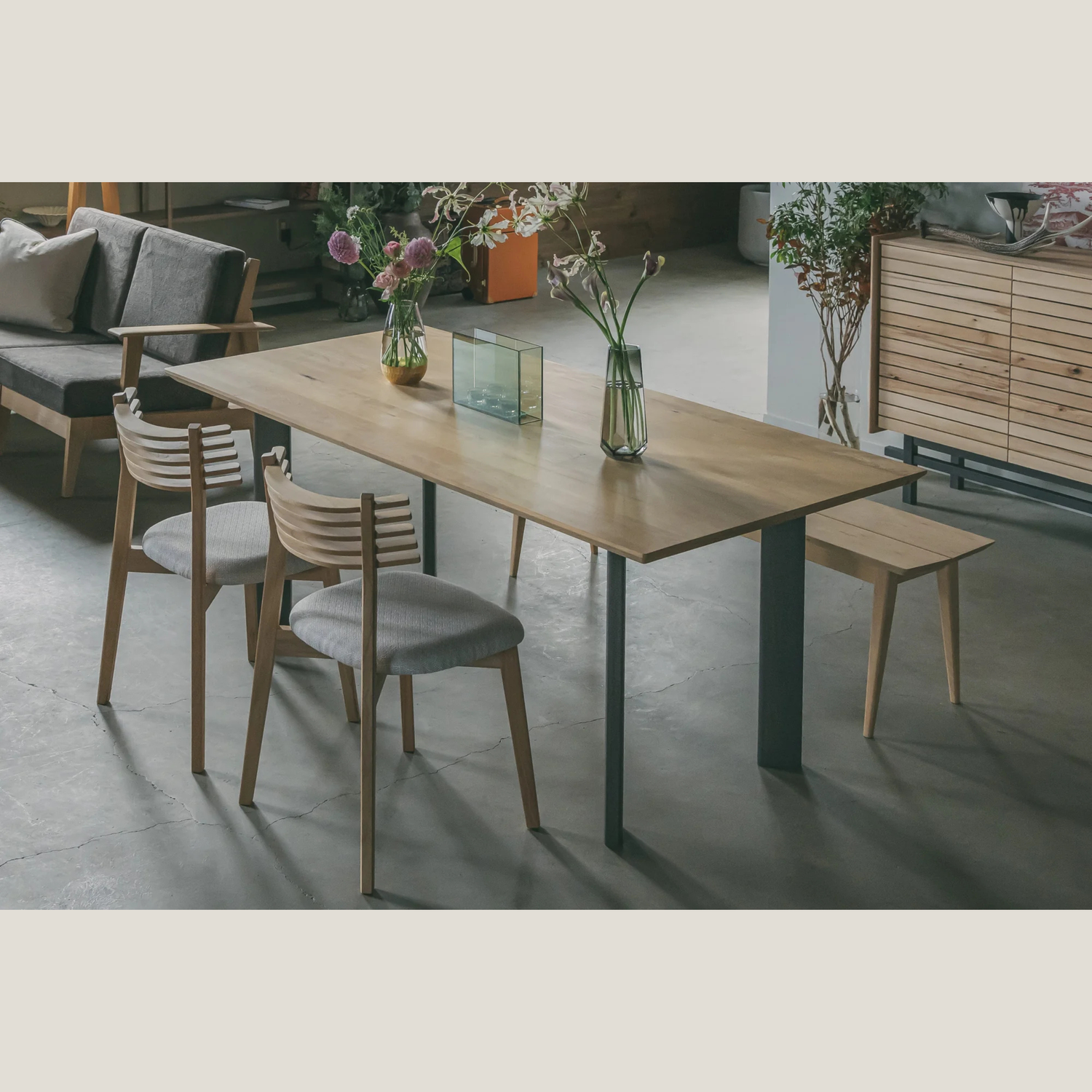 Sara Dining table 160cm